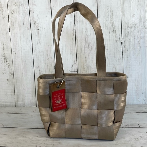 Harveys The Original Detroit Seatbelt Tan Small Tote - Picture 1 of 15